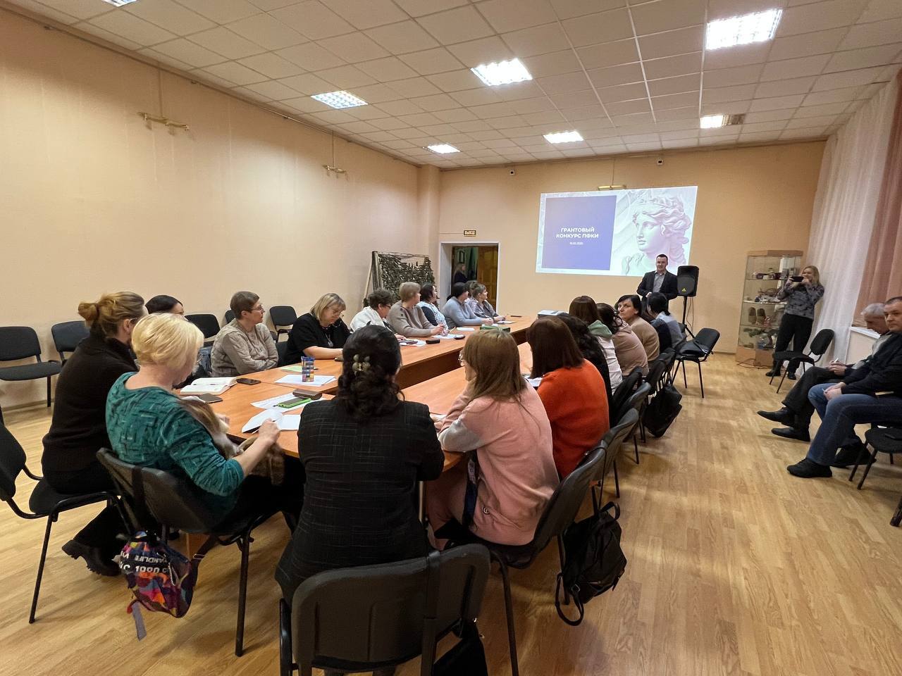 В Опочке состоялась Школа социокультурного проектирования.